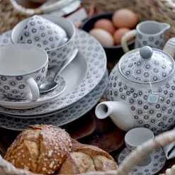 Bloomingville Elsa Pastalautanen Ø 28 Cm -Umage Kauppa 47456 01 3 EnvironmentImage b7eba31185