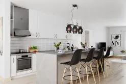 By Rydens Ebbot Bar Kattovalaisin -Umage Kauppa 511130 01 2 EnvironmentImage 5f2814890e