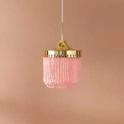 Warm Nordic Fringe Riippuvalaisin -Umage Kauppa Fringe pendel pale rose liten miljo 59b0d36e1a